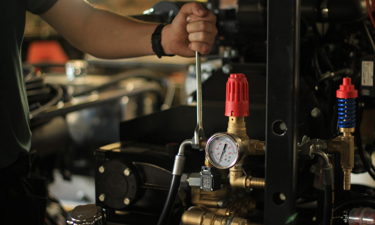 Assembly Operative at Maxflow Power Products