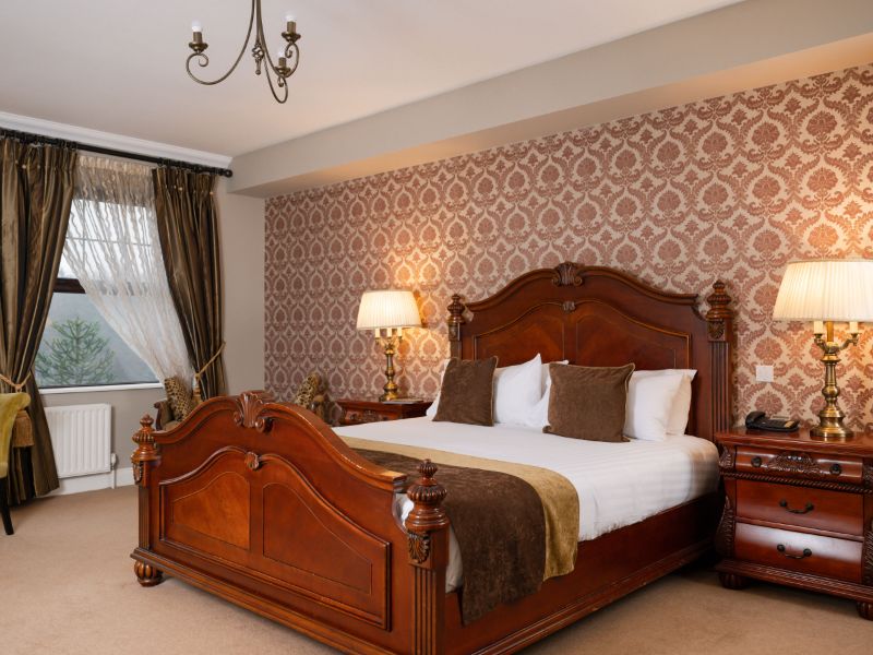 Accommodation Staff - Part Time Role - Must be available Midweek