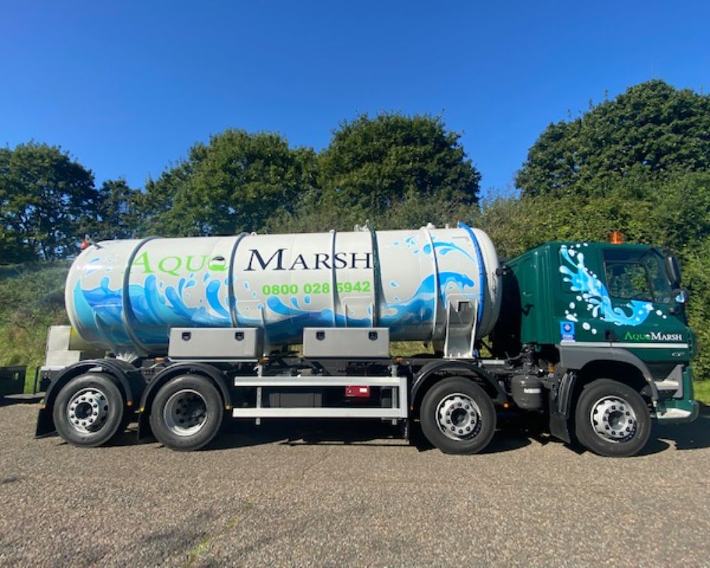 BioMarsh Environmental team image 3