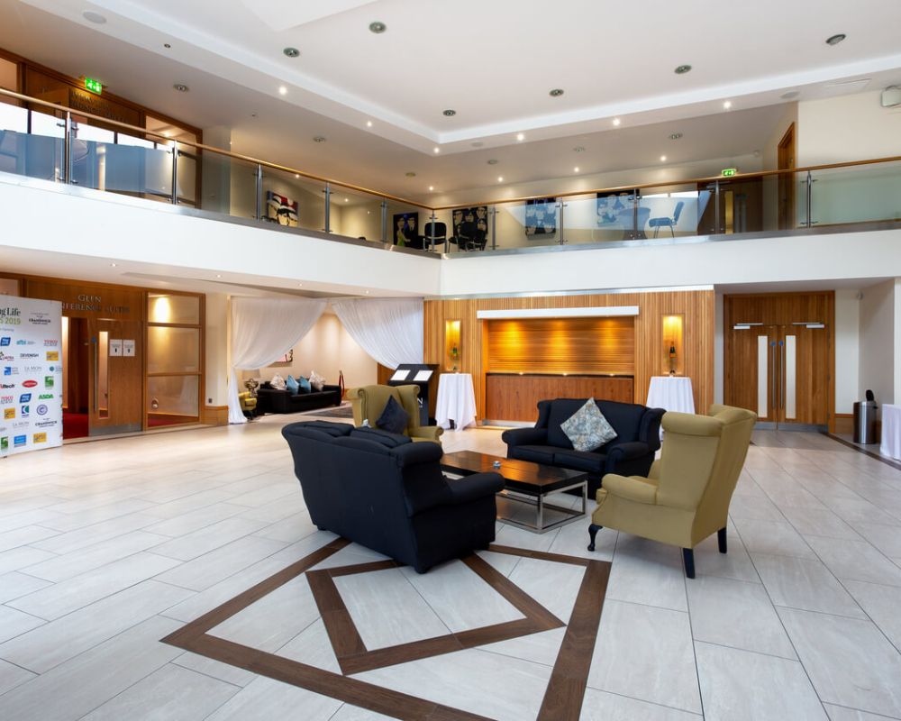 La Mon Hotel & Country Club image 2