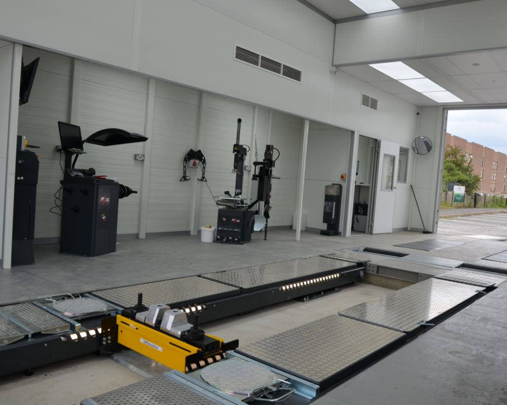 IN n OUT Autocentres image 3