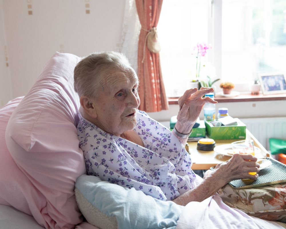 Third Hand Care team image 2